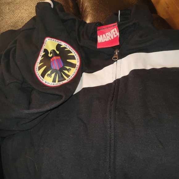 MARVEL S.H.E.I.L.D AGENT ONSIE XXL - Picture 4 of 4